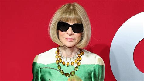 pitchfork Anna Wintour